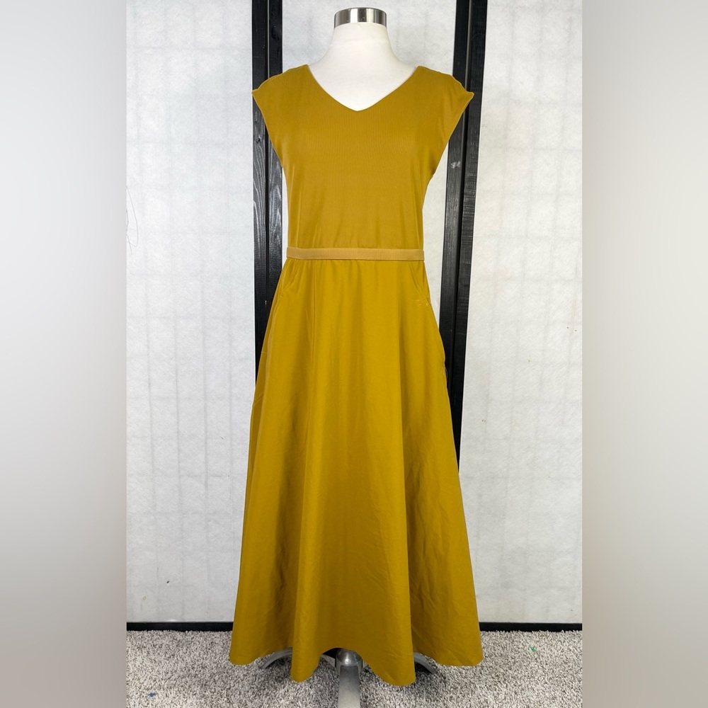 Gorgeous ATHLETA Ryder Dress Brass Yellow Gold Sz Medium - Picture 3 of 11